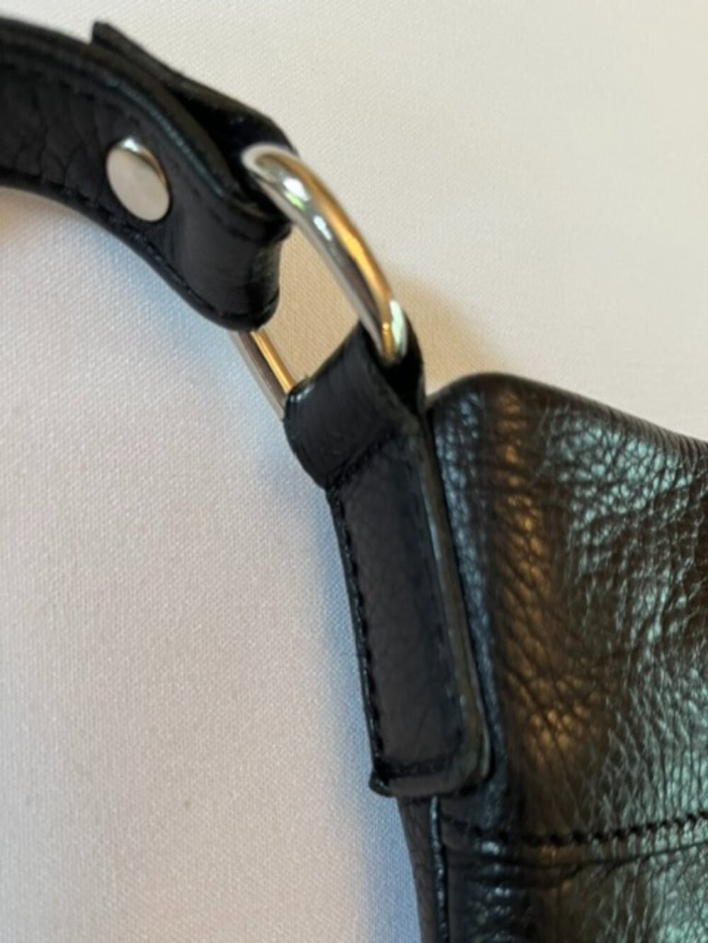 LUPO | Barcelona Black Pebbled High Quality Leather Crossbody Bag-EUC-Vintage - Picture 8 of 16